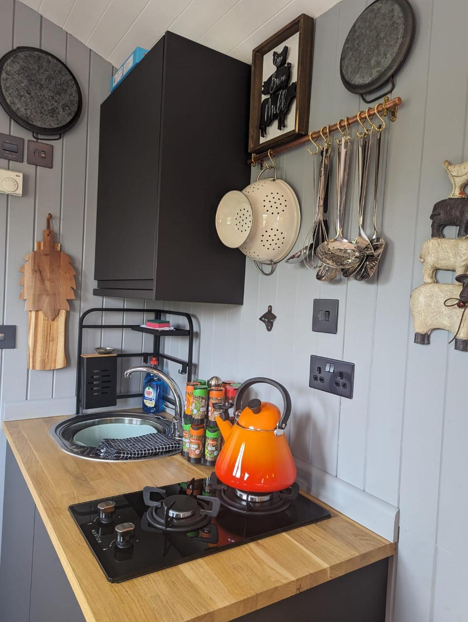 Rusty Duck Retreat Shepherds Hut Shedfield Ngoại thất bức ảnh